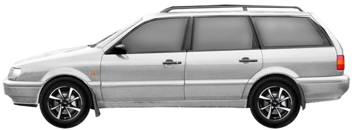   Volkswagen Passat B4 (35i) wariant 1.6 1993-1996 ..